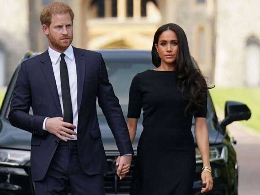 Nuk paguhen më nga postet mbretërore, por ku i gjejnë të ardhurat Meghan dhe Harry?