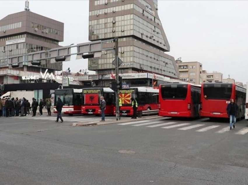 ASH: Mbështesim transportuesit privat, Arsovska të pranojë kërkesat e tyre