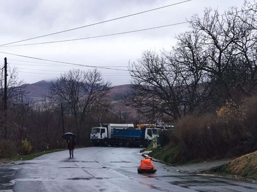 Tensionet në veri të Kosovës, reagon Ministria e Jashtme e Shqipërisë: Dënojmë ashpër sulmet ndaj policisë!