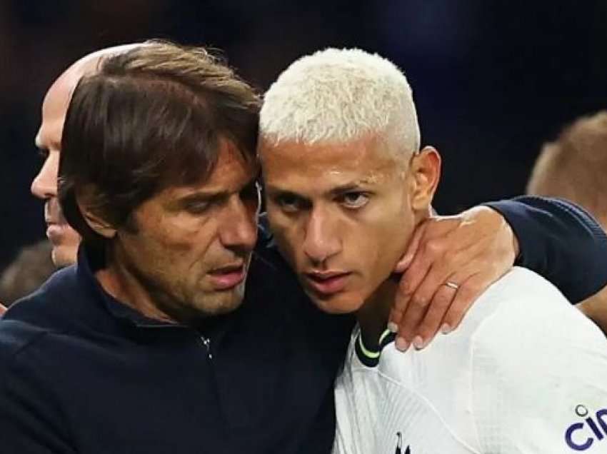 Richarlison gjen një mesazh nga Conte të shkruar në murin e dhomës së zhveshjes