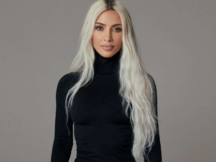 Në fotografinë me fëmijët nga pushimet, Kim Kardashian: Ndihem e plotësuar