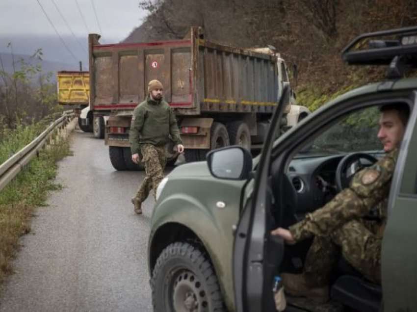 Neue Zurcher Zeitung: Perëndimi më në fund dëshiron t’i jep fund dramës së Kosovës, Serbia e mbështetur për muri