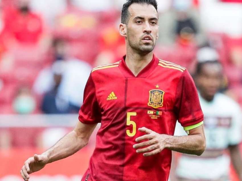 Busquets tërhiqet nga kombëtarja spanjolle