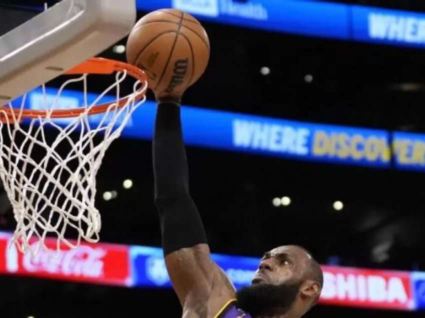 LeBron rikthehet lider te Lakers