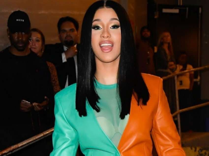 ​Unë i menaxhoj mirë paratë e mia, thotë Cardi B