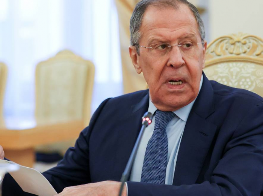 Lavrov: Zelensky dhe “shefat e tij” nuk kërkojnë kompromis për t’i dhënë fund luftës në Ukrainë