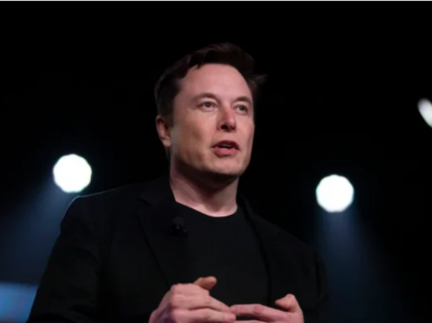 'Fije epike': Elon Musk i përgjigjet parashikimeve të aleatit të Putinit për vitin 2023 për një 'Rajh të Katërt' dhe luftë civile në SHBA