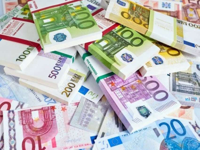 ​Sekuestrohen rreth 28 mijë euro, dyshohet të jenë të falsifikuara