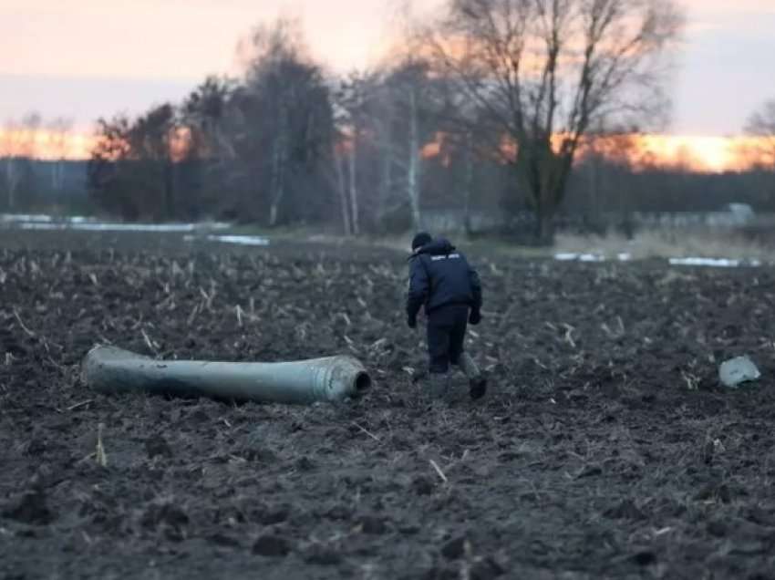 Live: Nuk ndalen bombardimet, Bjellorusia thotë se ka rrëzuar raketën e mbrojtjes ajrore të Ukrainës-Zelensky paralajmëron Moskën