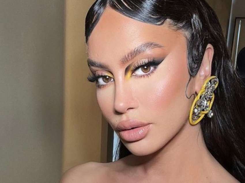 Dafina Zeqiri në përmbyllje të vitit 2022: Faleminderit që më jepni mundësinë që përmes muzikës të ndaj jetën time me ju