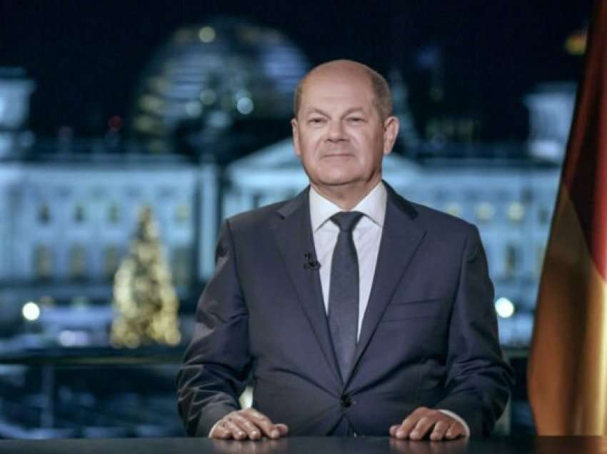 Scholz: Gjermaninë e vuri në sprovë lufta në Ukrainë