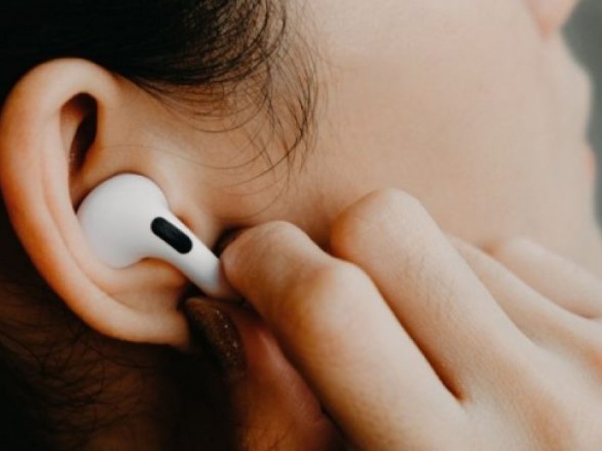 Kufjet AirPods së shpejti mund t’ju identifikojnë nga forma e veshit tuaj