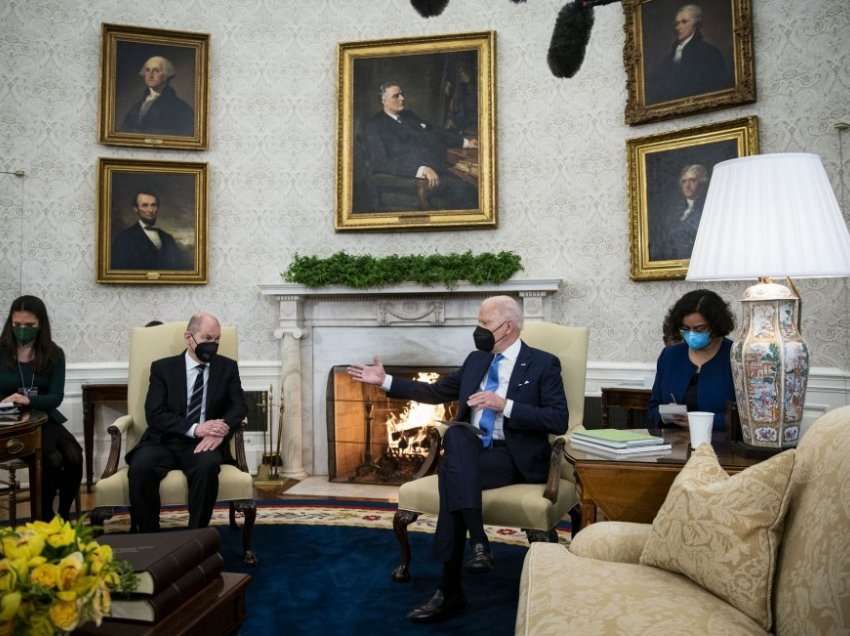 Biden thotë se SHBA-ja dhe Gjermania janë në linjë të njëjtë për krizën në Ukrainë