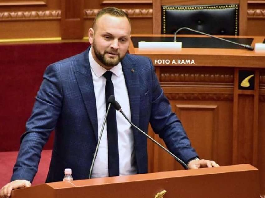 Ish deputeti i PD: Meta s’do ta përfundojë mandatin!