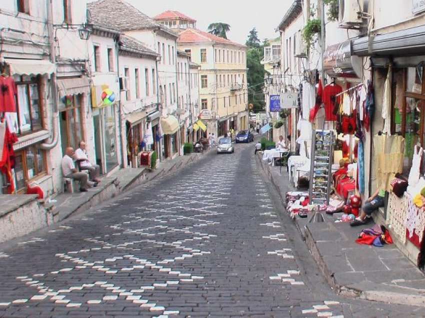 Rimëkëmbet turizmi, Gjirokastra vizitohet nga 90 mijë turistë gjatë vitit 2021