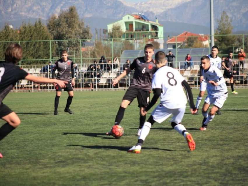 Bulku teston lojtarët e Kombëtares U-17 në seleksionim