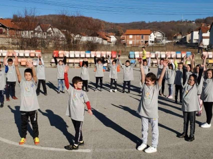 Ademi: Jam tejet i lumtur me këtë projekt që kemi arritur që futbollin ta fusim nëpër shkolla 