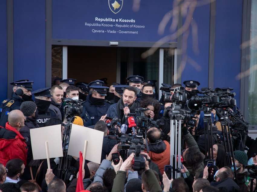 “Kurthi i dështoi te LDK dhe PDK”/ Ky është skenari i Dardan Molliqajt