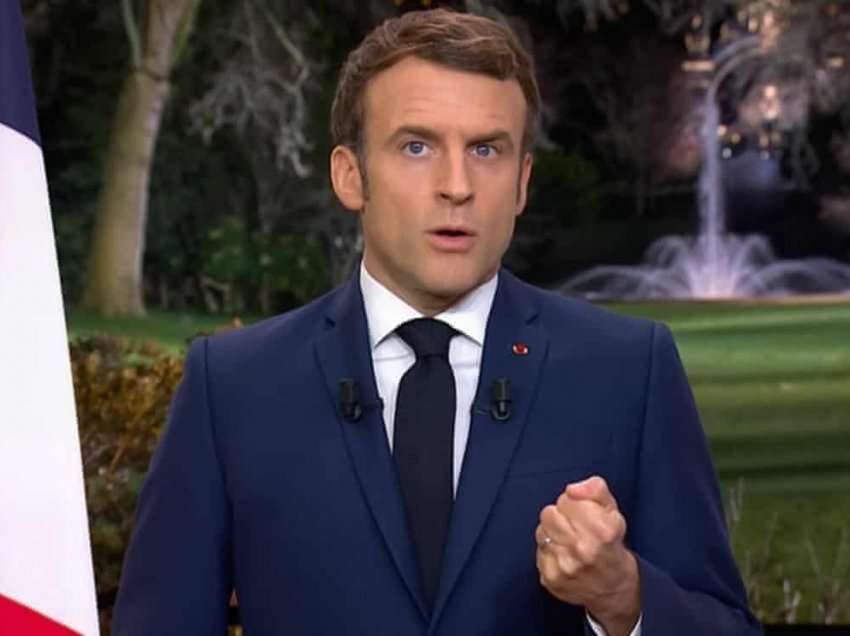 Macron i shkruan letër Vuçiqit: Dialogu Kosovë-Serbi të mbyllet në muajt në vijim