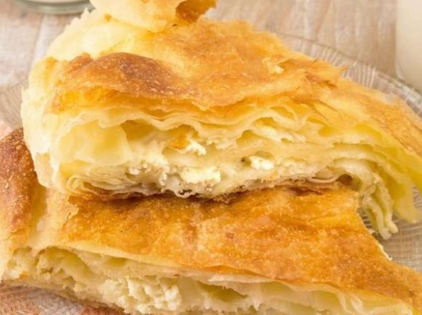 Pite me ujë të gazuar: Shumë e butë dhe e shijshme!