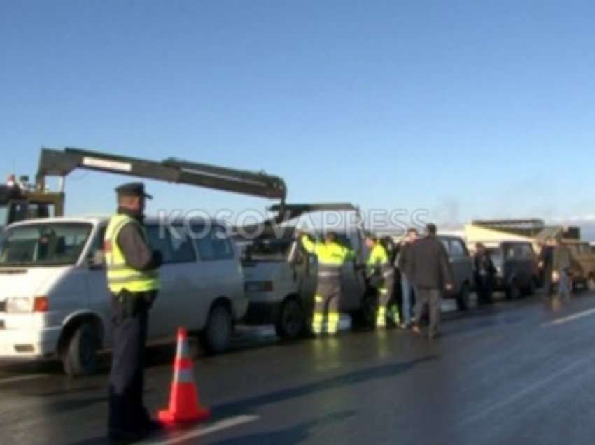 Do të ndalohet qarkullimi i kombi-busëve nga Mitrovica dhe Vushtrria për në Prishtinë