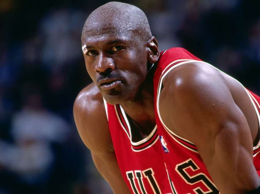 Michael Jordan feston ditëlindjen