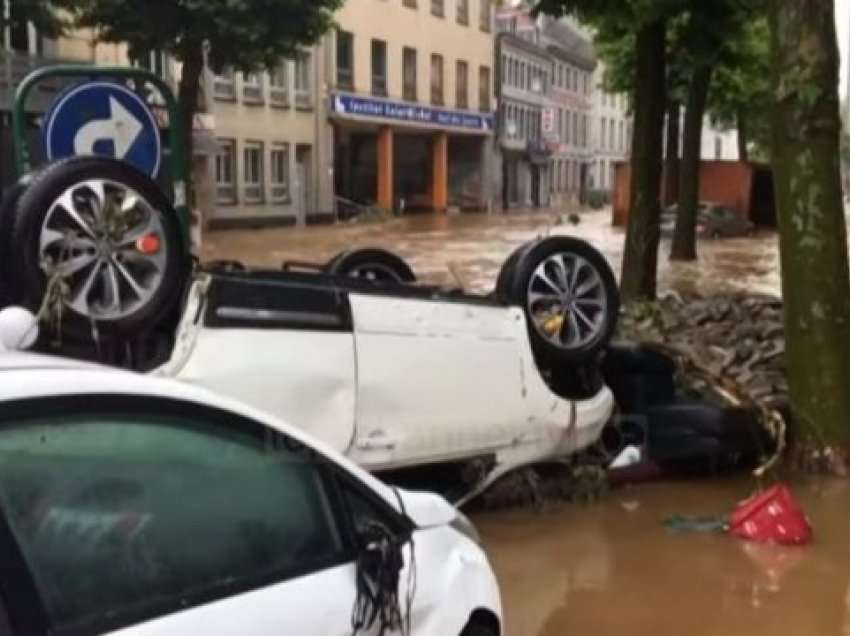 Gjermania goditet nga stuhia e fuqishme, mbyllet aeroporti i Hamburgut