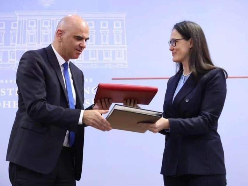 Ministri zviceran Alain Berset në Tiranë