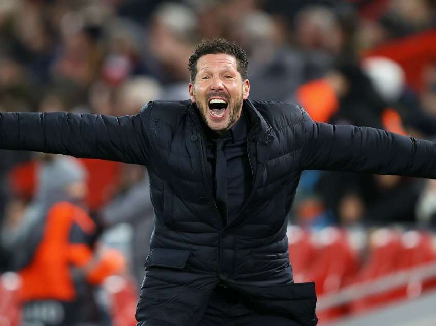 Simeone në dyshim 