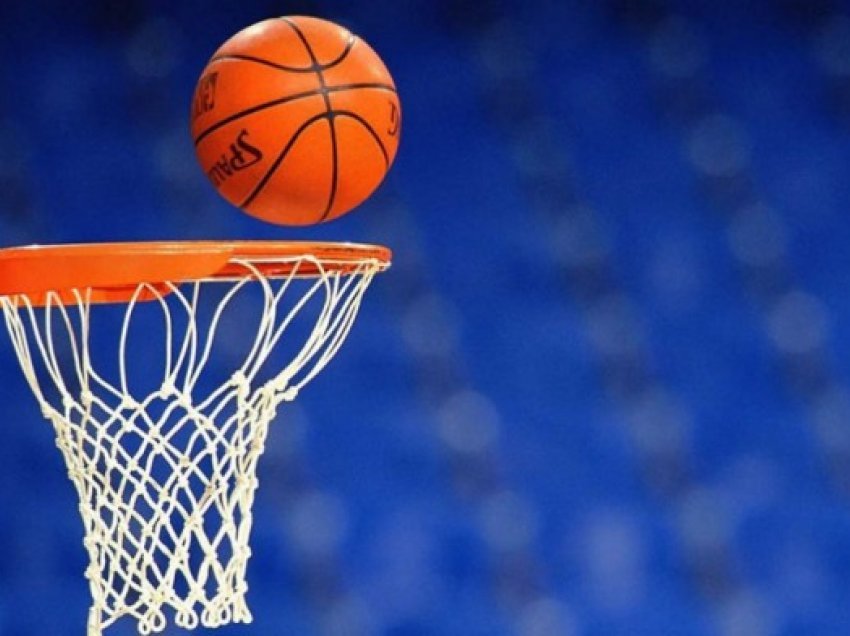 ​Organizohet seminari për zhvillimin dhe fuqizimin e klubeve të basketbollit në Kosovë