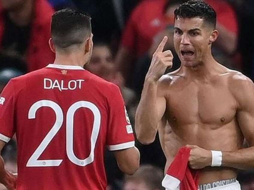 Dalot: Cristiano më tërhoqi zvarrë në kafe