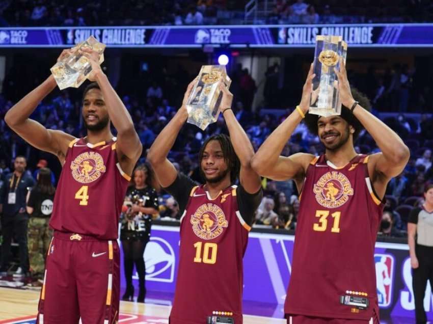 Ekipi i Cavs fitojnë garën e shkathtësisë në NBA All-Star