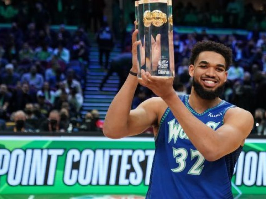 Karl-Anthony Towns e fiton garën e trepikëshave 