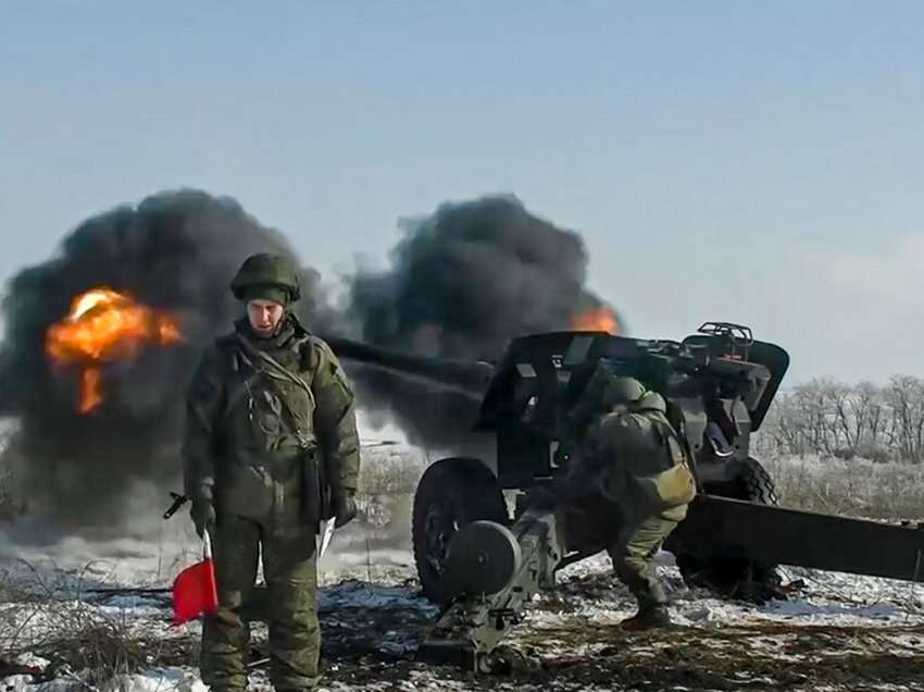 “Plani ka filluar”/ Lëshohet alarmi tronditës: Rusia po planifikon luftën më të madhe në Evropë që nga viti 1945 