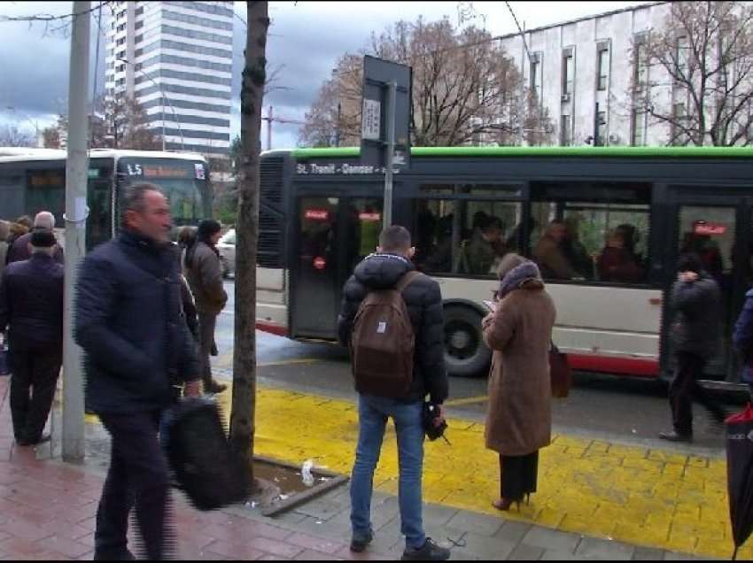 Mbështetje për Transportin Urban?/ Ministria e Financave: Dialog me shoqatat për të gjetur zgjidhje