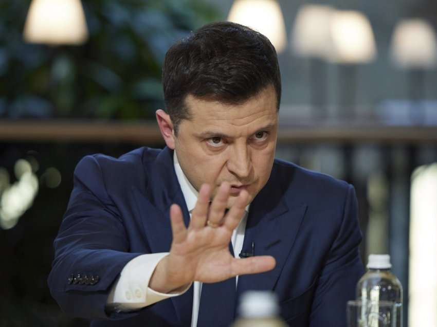 Amerika i kërkon Zelenskyt të evakuohet nga Kievi, ai refuzon