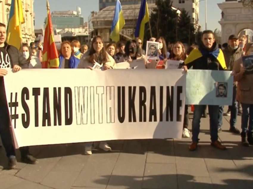 Shkup: Protestë kundër agresionit rus ndaj Ukrainës