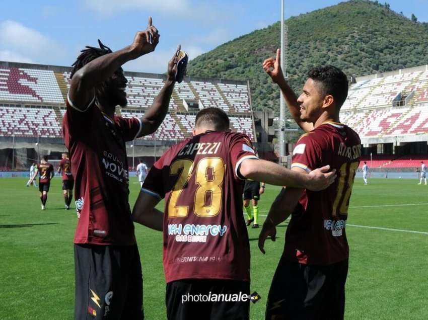 Salernitana mbetet në Serie A, klubi shitet