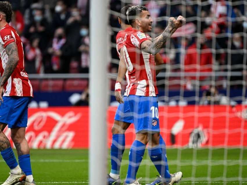 Correa shënues i dyfishtë, Atletico triumfon 