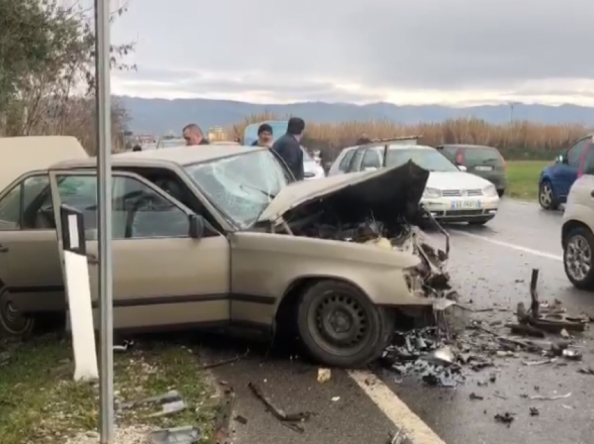 Përgjaken rrugët/ Aksident i rëndë edhe në aksin Cërrik-Belsh