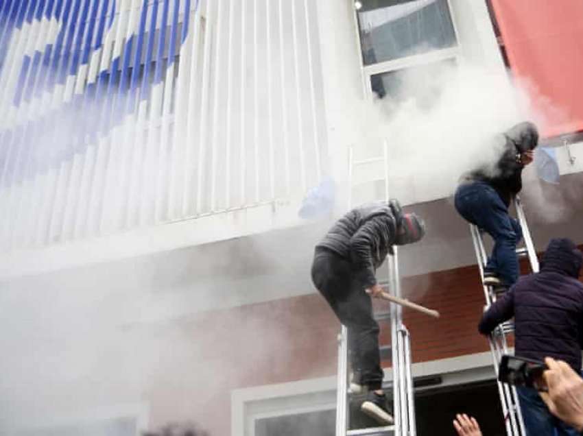 Protesta para PD-së tërheq vëmendjen e mediave ndërkombëtare, ja çfarë shkruajnë për Shqipërinë