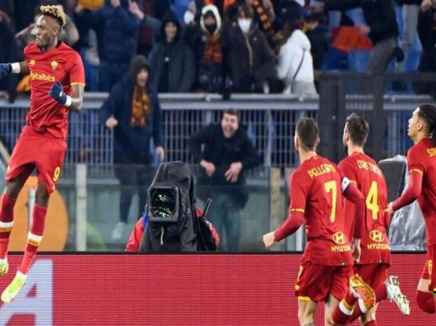 Roma shënon dy gola të shpejtë kundër Juventusit