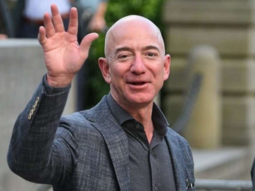 ​Jeff Bezos, investitori me rol kyç në e-tregti