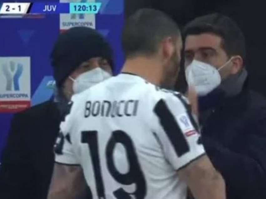 Bonucci: Mos festo para fytyrës time! Çfarë dreqin po bëni? 