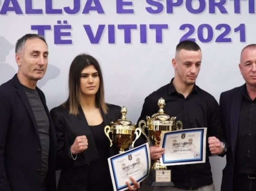 Donjeta Sadiku e Shpëtim Bajoku Shpallen më të mirë e boksit për vitin 2021