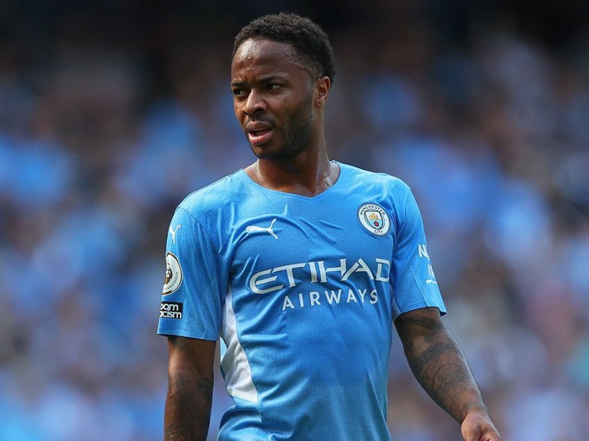 Sterling shpresonte të luajë në 'Camp Nou, por...