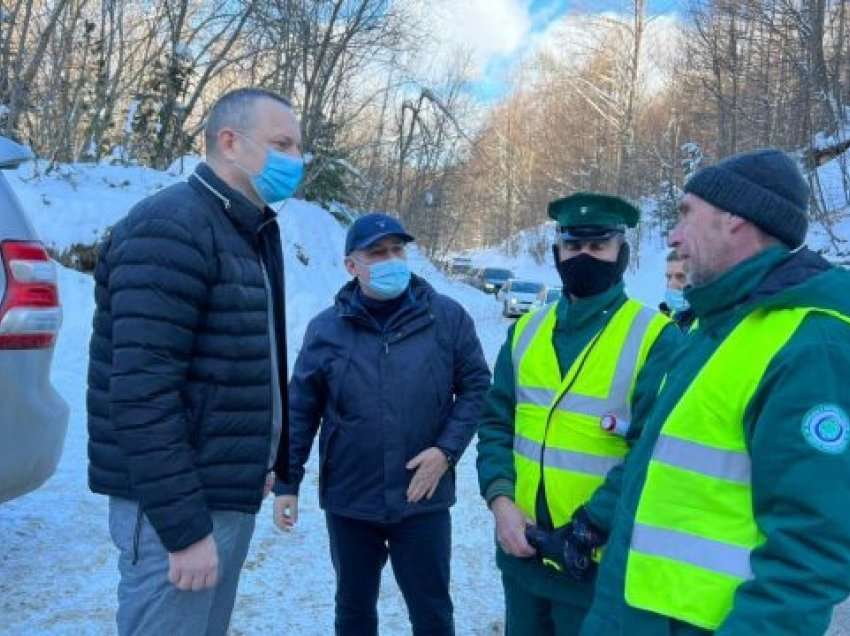 Ndalohen motorët e borës në Brezovicë