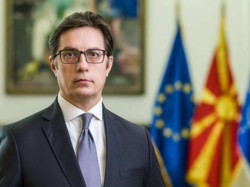 Pendarovski ende nuk ka marrë propozimet për ambasadorë të Arifit, Dimovskit dhe Popovit