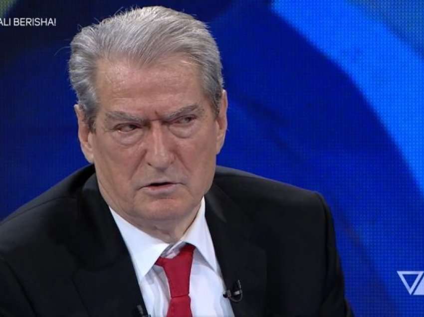 Kushtetuesja nuk shkarkoi Presidentin Meta/ Berisha: Gjykata duhet të dënonte Parlamentin për falsifikim provash!