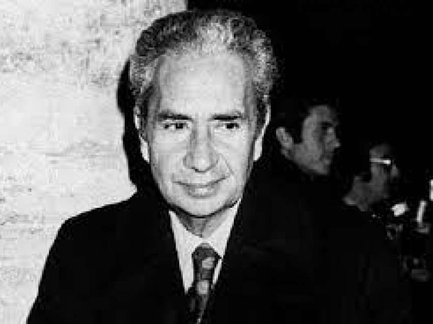 Një shënim që merrte përgjegjësinë për rrëmbimin e ish-kryeministrit italian Aldo Moro u shit në një ankand